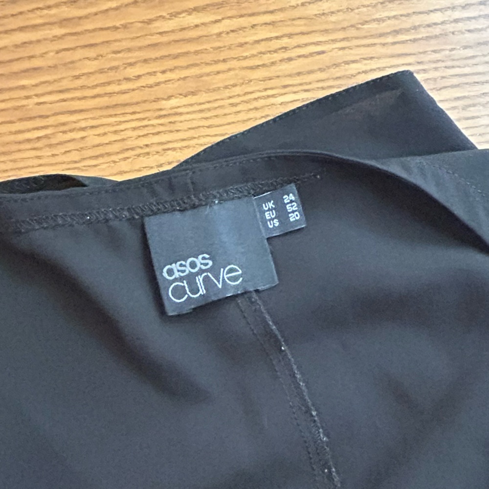 ASOS Curve Top - Picture 4 of 4